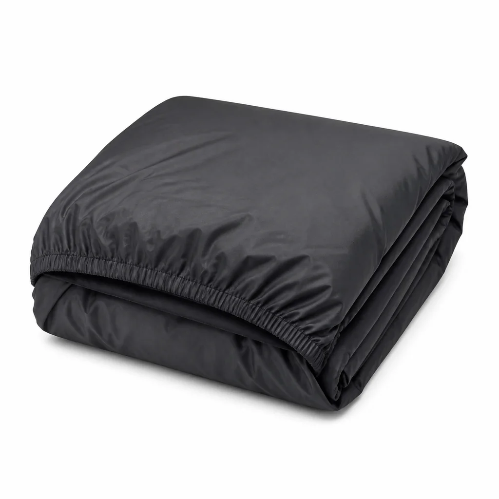 Bạt phủ ô tô 5 chỗ polyester màu ghi trùm xe đỗ trong sân nhà